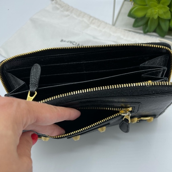 BALENCIAGA metallic gold edge leather wallet - Picture 4 of 7